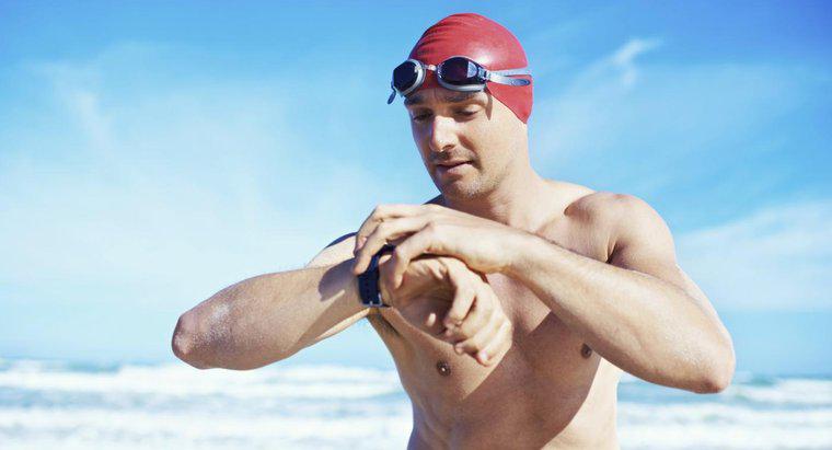 ¿Se puede nadar con relojes resistentes al agua?