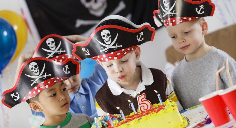 ¿Cuáles son algunas ideas para fiestas de cumpleaños con temática pirata?