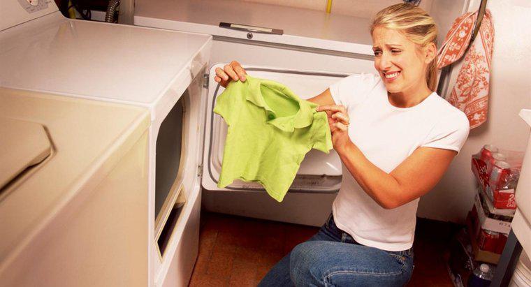 ¿Cómo arreglar la ropa que se ha encogido en la secadora?