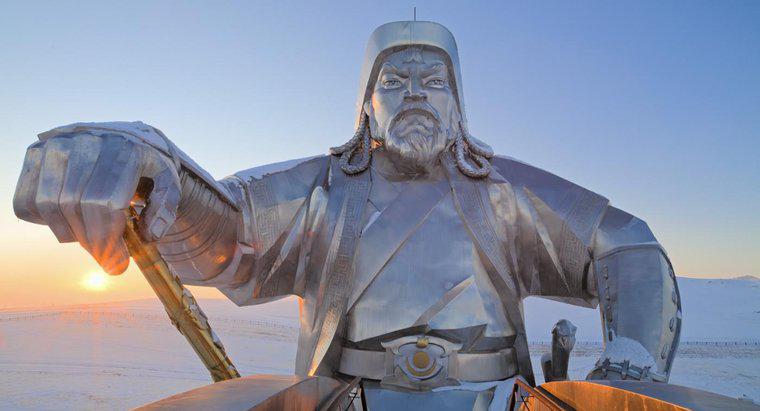 ¿Qué tan alto era Genghis Khan?