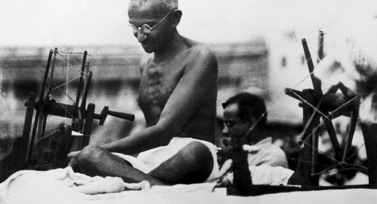 ¿Qué hizo Gandhi en Sudáfrica?
