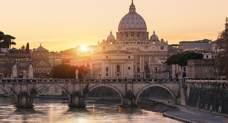 ¿Por qué Roma es llamada la ciudad eterna?