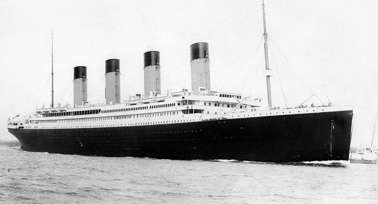 ¿Cuántas cabinas de segunda clase tenía el Titanic?