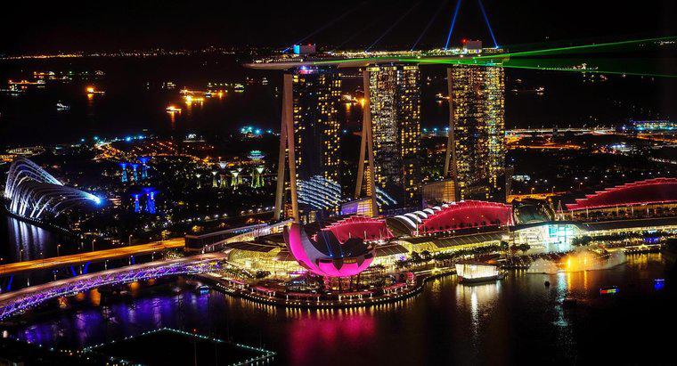 ¿Cuáles son los recursos naturales de Singapur?