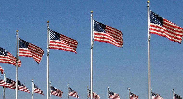 ¿Cuántas rayas hay en la bandera de los Estados Unidos?