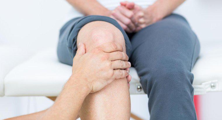 ¿Cuáles son los síntomas de coágulos de sangre en las piernas?