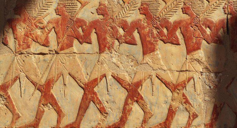 ¿Qué vestían los antiguos faraones egipcios?