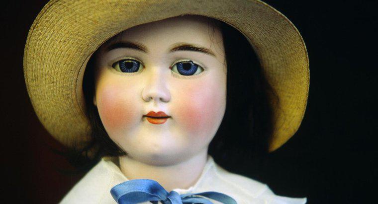 ¿Cómo investigas el valor de las muñecas coleccionistas?