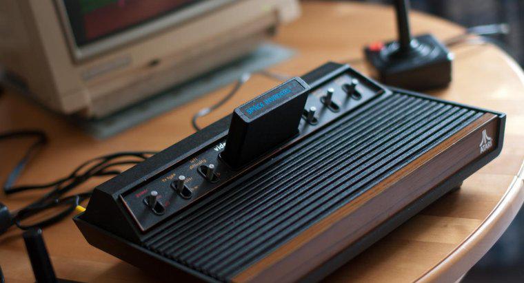 ¿En qué año salió Atari?