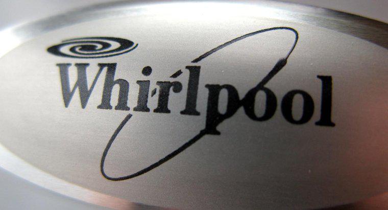 ¿Qué causa que una lavadora Whirlpool deje de girar?