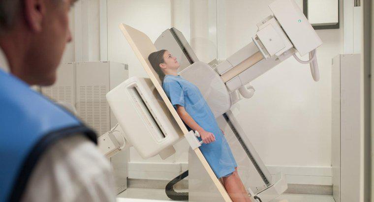 ¿Cómo funcionan las máquinas de rayos X?
