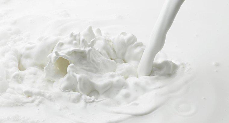 ¿Cuánto tiempo puede permanecer la leche sin refrigerar?