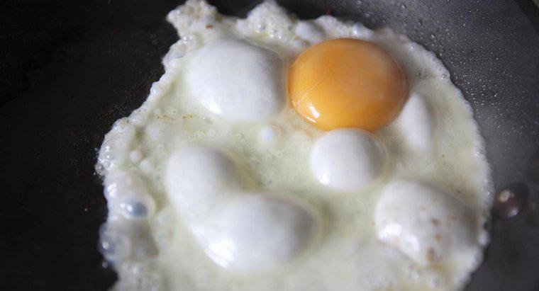¿Es freír un huevo un cambio químico?