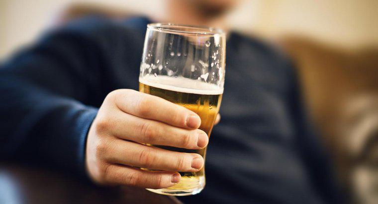 ¿Puedes beber alcohol mientras tomas litio?