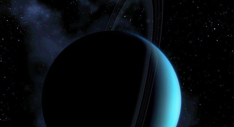 ¿Cuáles son algunos datos divertidos sobre Urano?