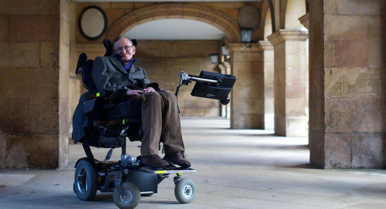 ¿Cuáles son algunos de los logros de Stephen Hawking?