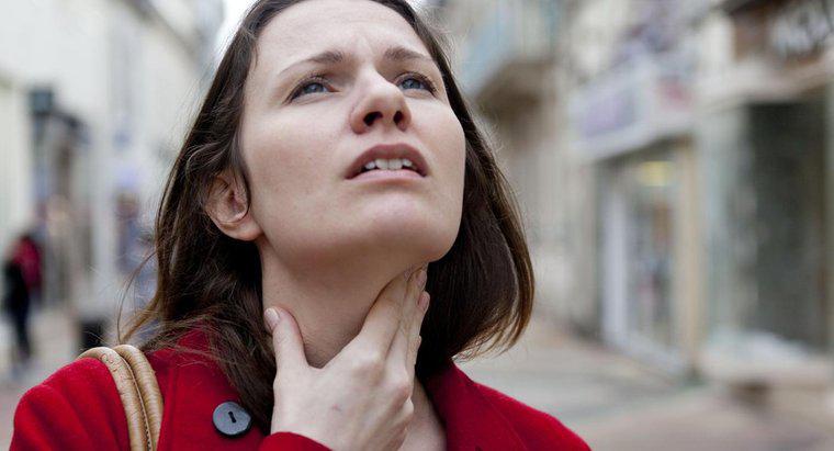 ¿Puede el moho causar estreptococos en la garganta?