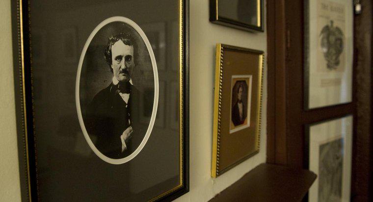 ¿Edgar Allan Poe se cortó la oreja?