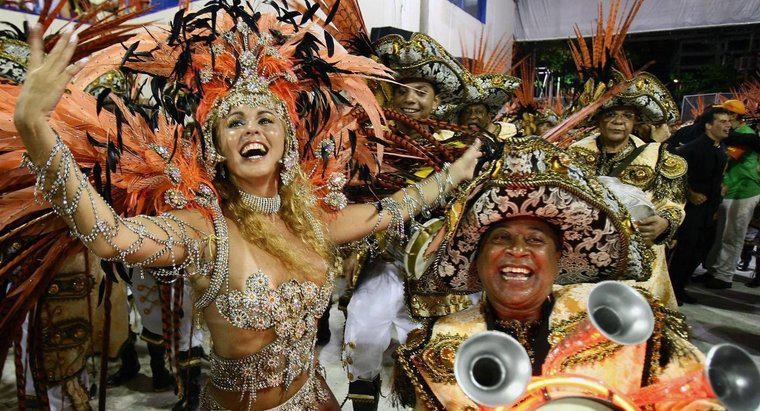 ¿Qué otros países celebran el carnaval?