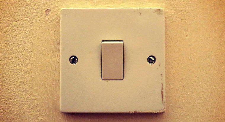 ¿Cómo se cablea un interruptor de luz básico?