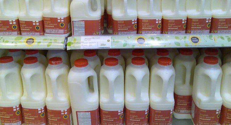 ¿Qué ocurre con la ingestión de leche en mal estado?