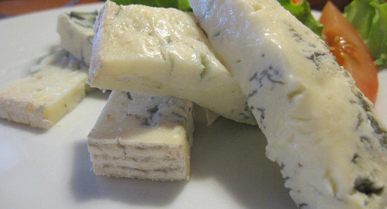¿Qué es un buen sustituto para el queso Gorgonzola?