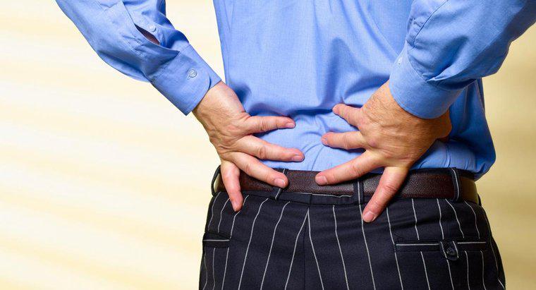 ¿Cuáles son los síntomas de una hernia en los hombres?