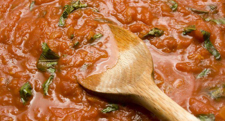 ¿Cuál es la diferencia entre Marinara y salsa de espagueti?