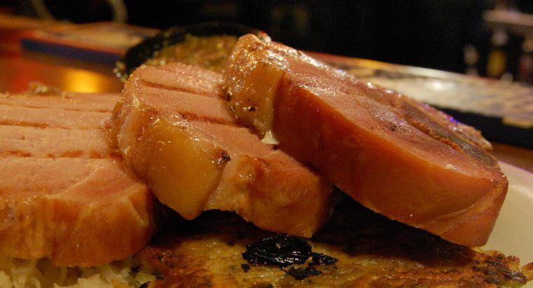 ¿Cómo cocinar chuletas de cerdo ahumadas?