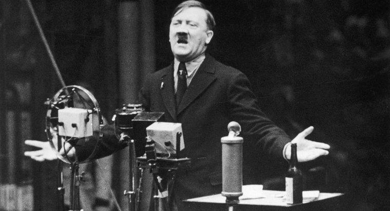 ¿Cuál era la altura de Adolf Hitler?