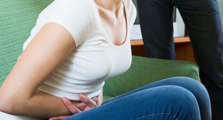 ¿Qué causa un intestino torcido?