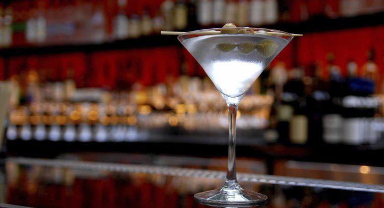 ¿Cuántas calorías hay en un Martini sucio?